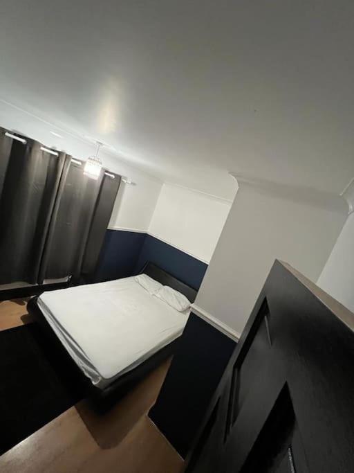 노팅엄 Cheerful 3 Bed House With Free Parking. 빌라 외부 사진