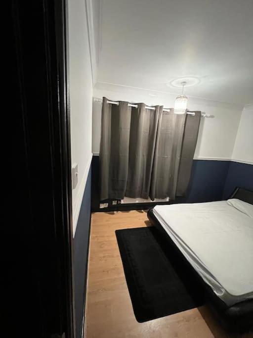 노팅엄 Cheerful 3 Bed House With Free Parking. 빌라 외부 사진