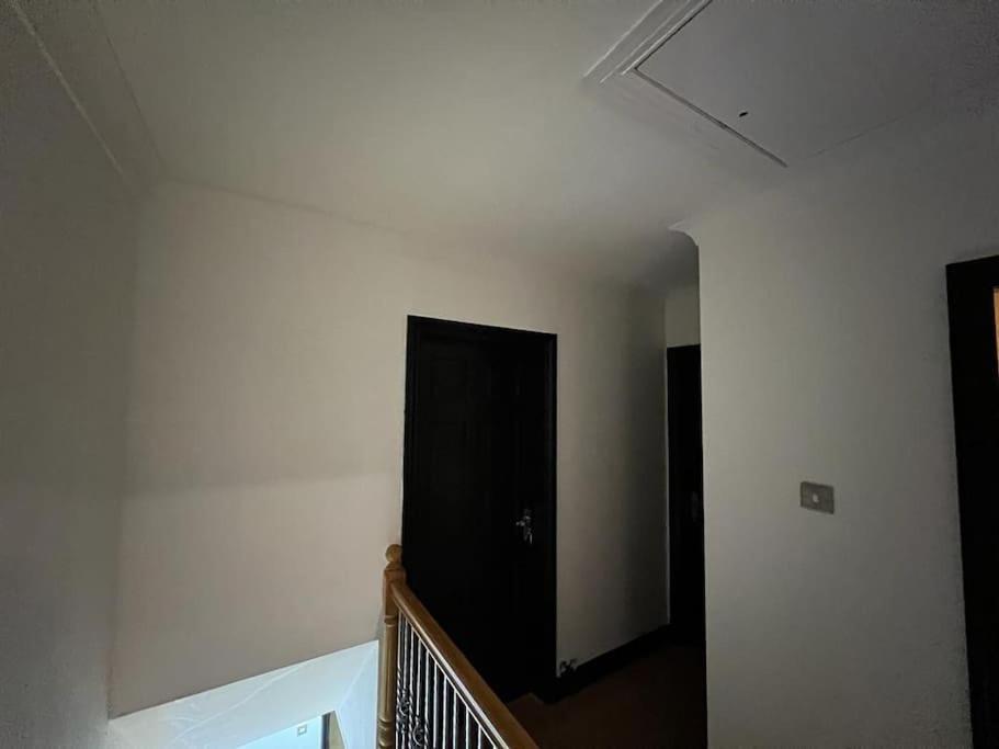 노팅엄 Cheerful 3 Bed House With Free Parking. 빌라 외부 사진