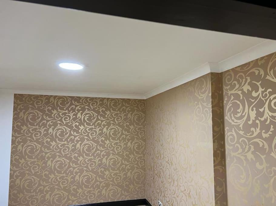 노팅엄 Cheerful 3 Bed House With Free Parking. 빌라 외부 사진