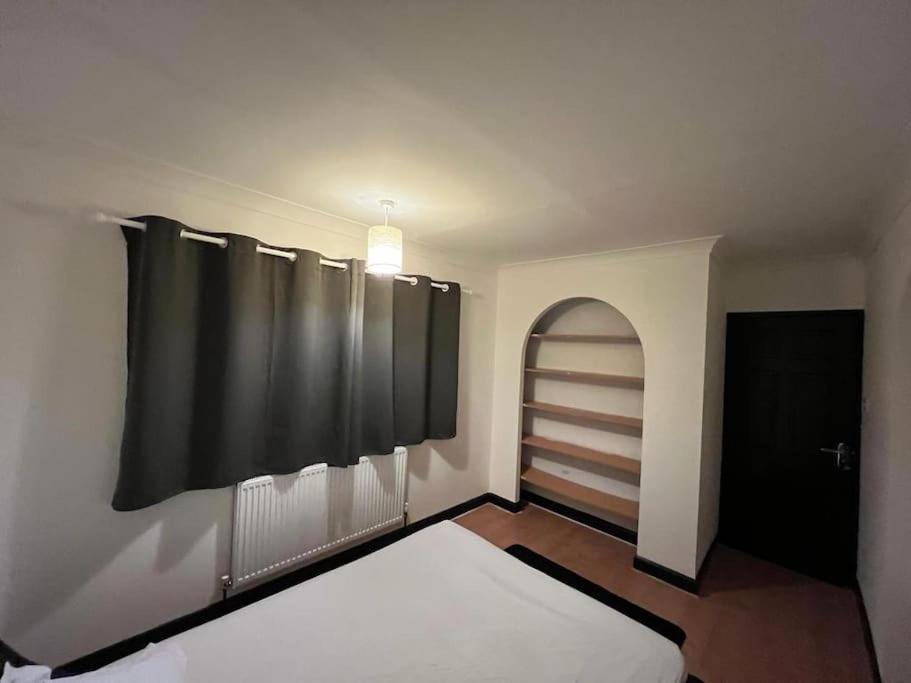 노팅엄 Cheerful 3 Bed House With Free Parking. 빌라 외부 사진